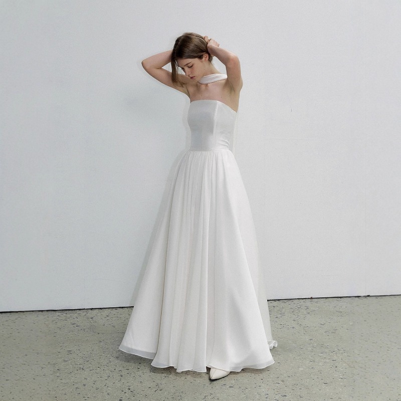 Minimally Designed Strapless W - Photography Natural Lighting Basics 评论和价格