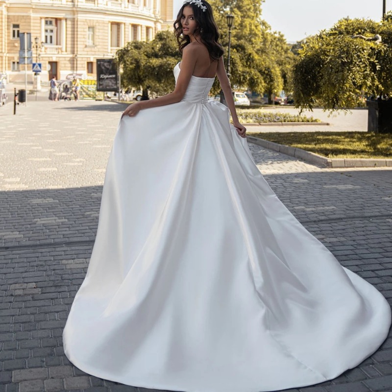 Satin Light Wedding Dress 2026 - Photography Natural Lighting Basics 评论和价格