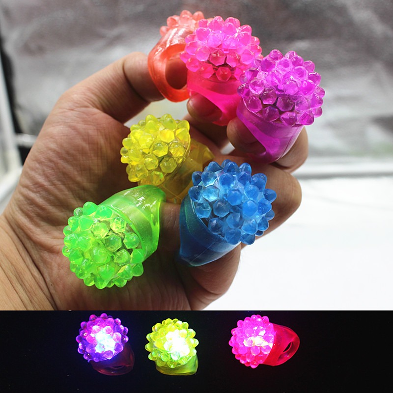 LED Light Up Ring Bumpy Rings  - Led Ring Light 18 评论和价格