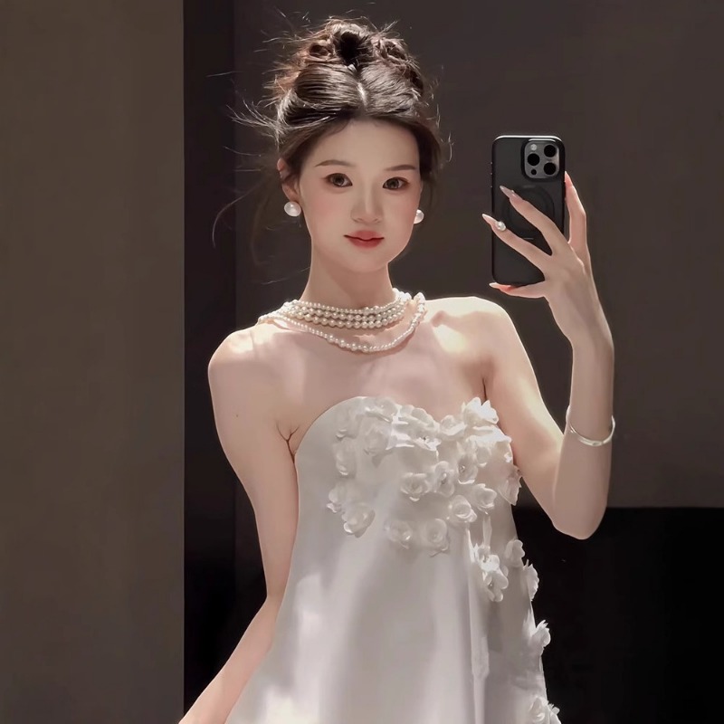 French Strapless Satin Wedding - Photography Natural Lighting Basics 评论和价格
